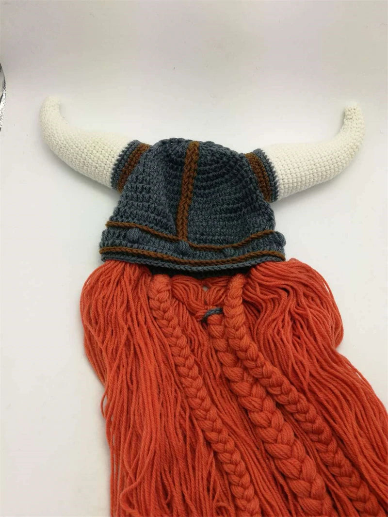 Viking Horn Hat with Detachable Beard — Knit Winter Beanie for Cosplay & Parties
